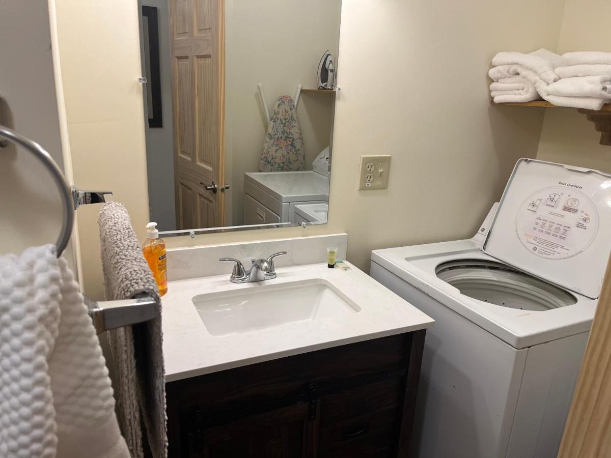 Creekside Downtown Vacation Suites, Only Adults 25 Or Older บัฟฟาโล ภายนอก รูปภาพ