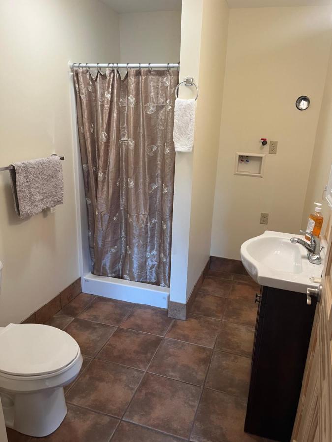 Creekside Downtown Vacation Suites, Only Adults 25 Or Older บัฟฟาโล ภายนอก รูปภาพ